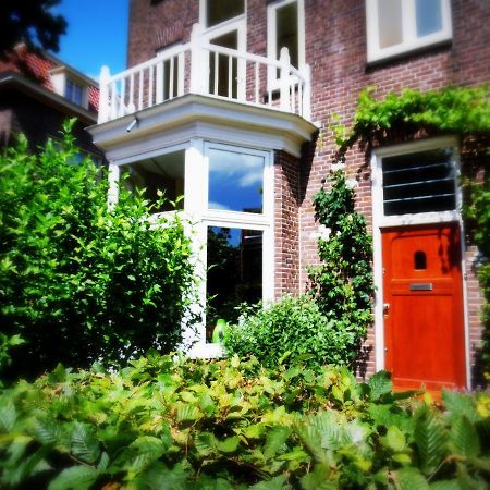 Hus Bed and Breakfast Leeuwarden Buitenkant foto